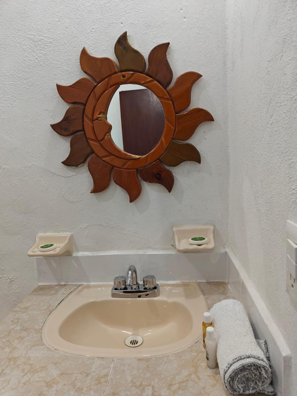 Casa Victor Avila Holbox Extérieur photo
