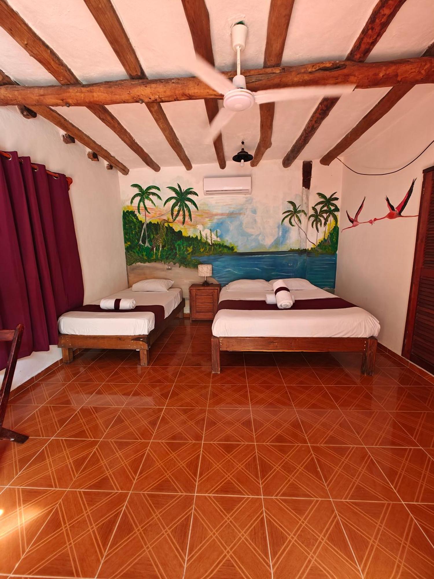 Casa Victor Avila Holbox Extérieur photo